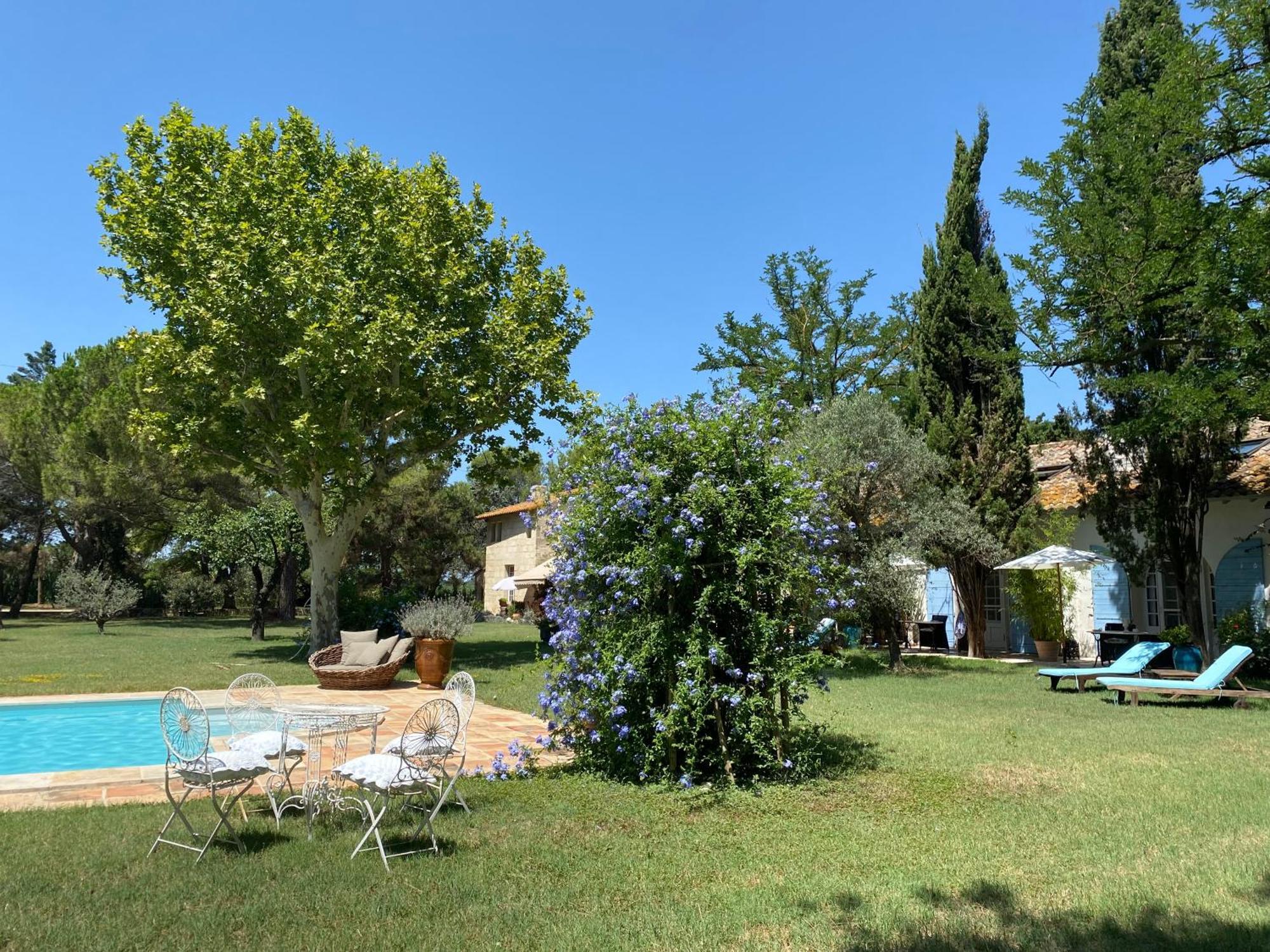 Mas Antonine Cigalle Arles Exterior photo