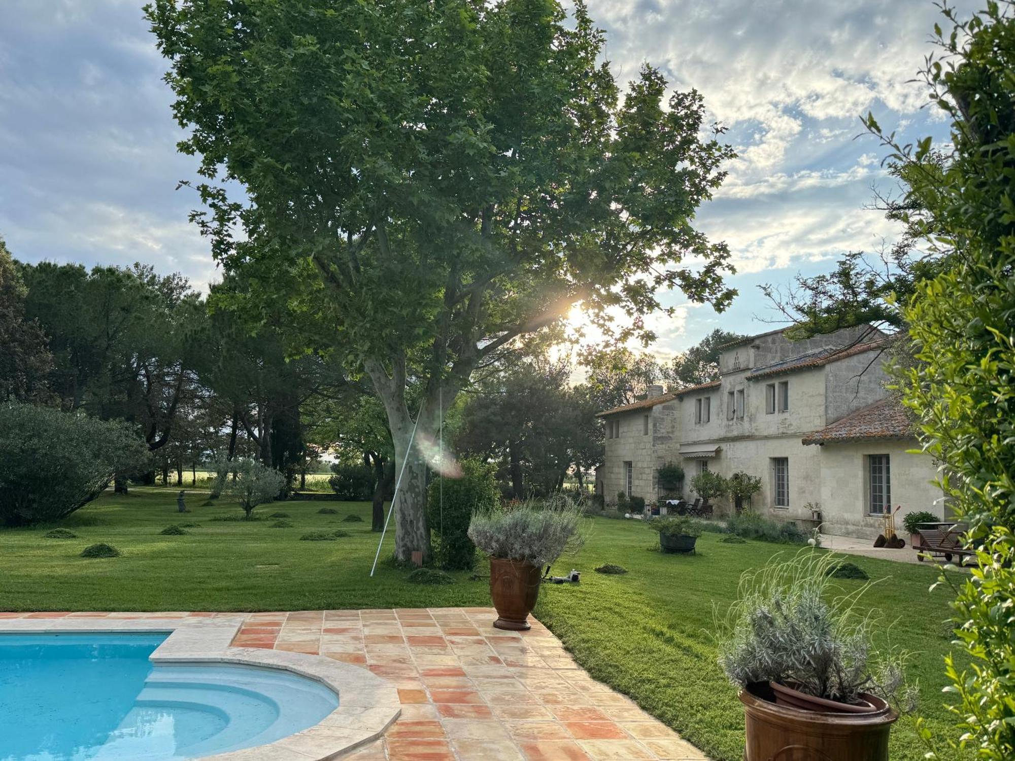 Mas Antonine Cigalle Arles Exterior photo